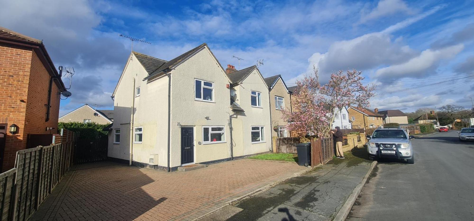 6 Bedroom Spacious Villa, Free Parking Byfleet Exterior photo